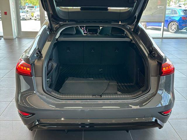 New 2025 Audi A6 e-tron Premium Plus AWD/4WD image 16