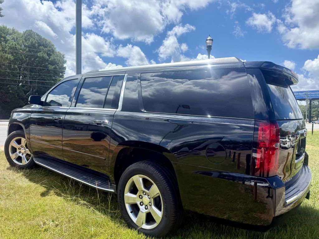 Used 2017 Chevrolet Suburban Premier image 15