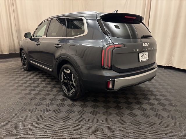 Used 2023 Kia Telluride EX image 10