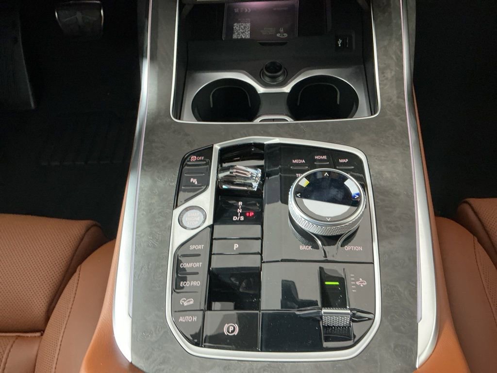 New 2026 BMW X7 xDrive40i AWD/4WD image 13