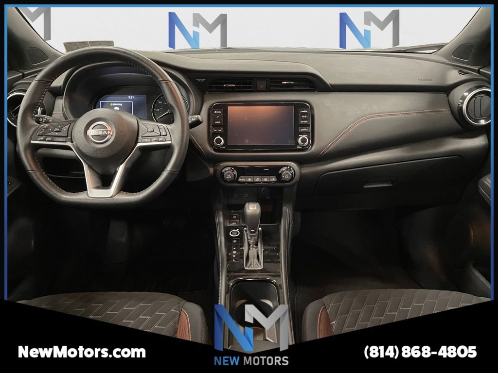 Used 2022 Nissan Kicks SR w/ Exterior Package image 10