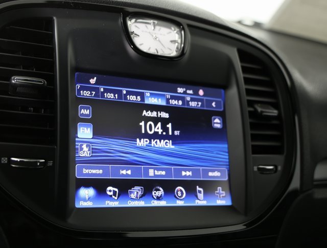 Used 2012 Chrysler 300 S w/ Luxury Group image 6