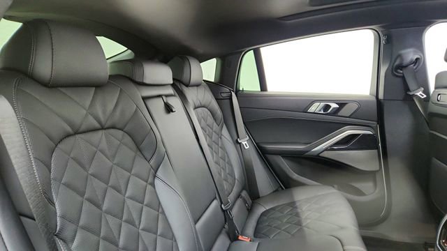 Used 2026 BMW X6 xDrive40i image 26