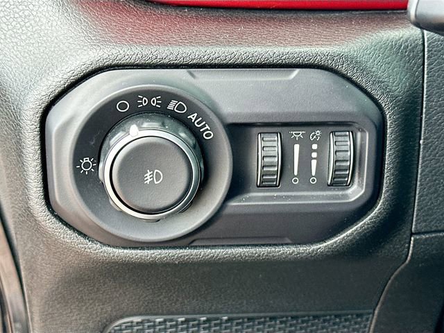 Used 2018 Jeep Wrangler Unlimited Rubicon AWD/4WD image 10