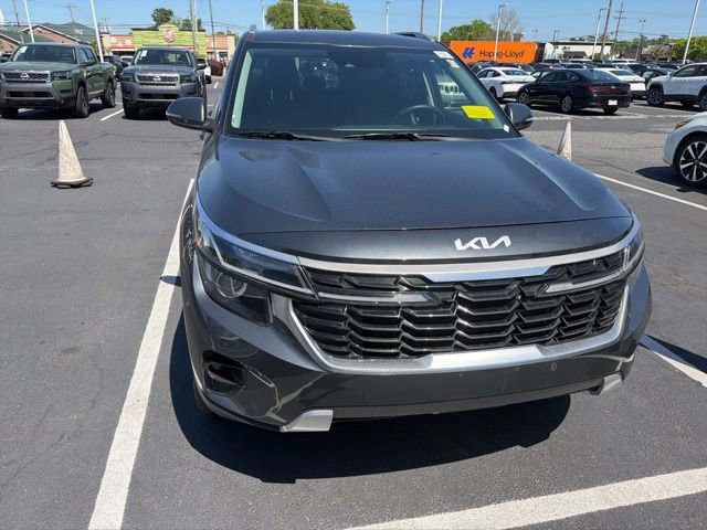 Used 2024 Kia Seltos EX image 6