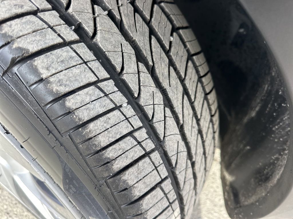 Used 2023 Tesla Model Y Long Range image 33