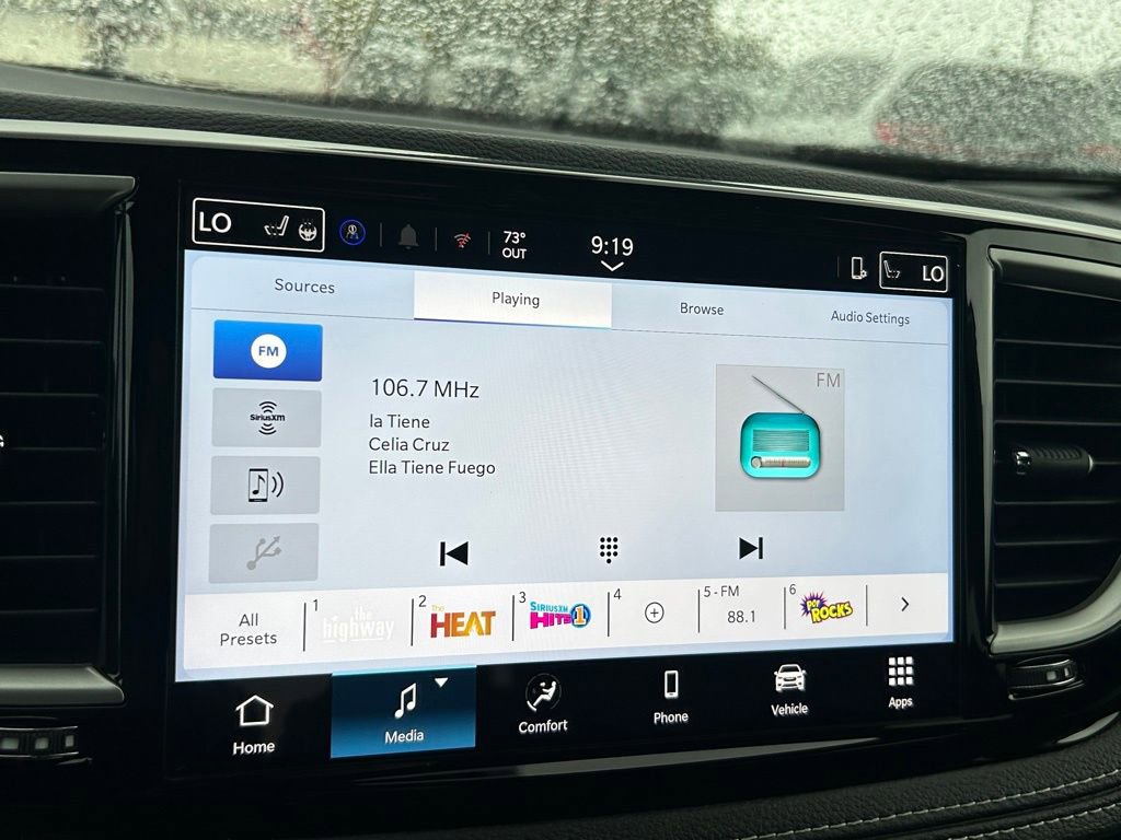 New 2026 Chrysler Pacifica Select image 44