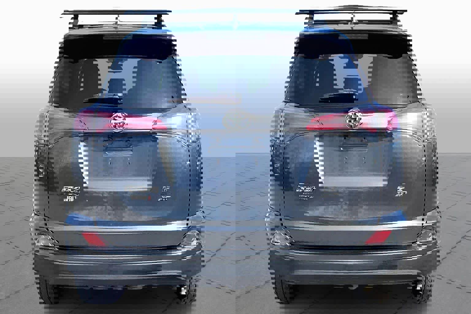 Used 2018 Toyota RAV4 LE w/ All Weather Liner Package image 5