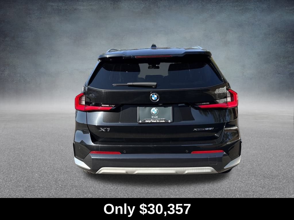 Used 2023 BMW X1 xDrive28i image 4