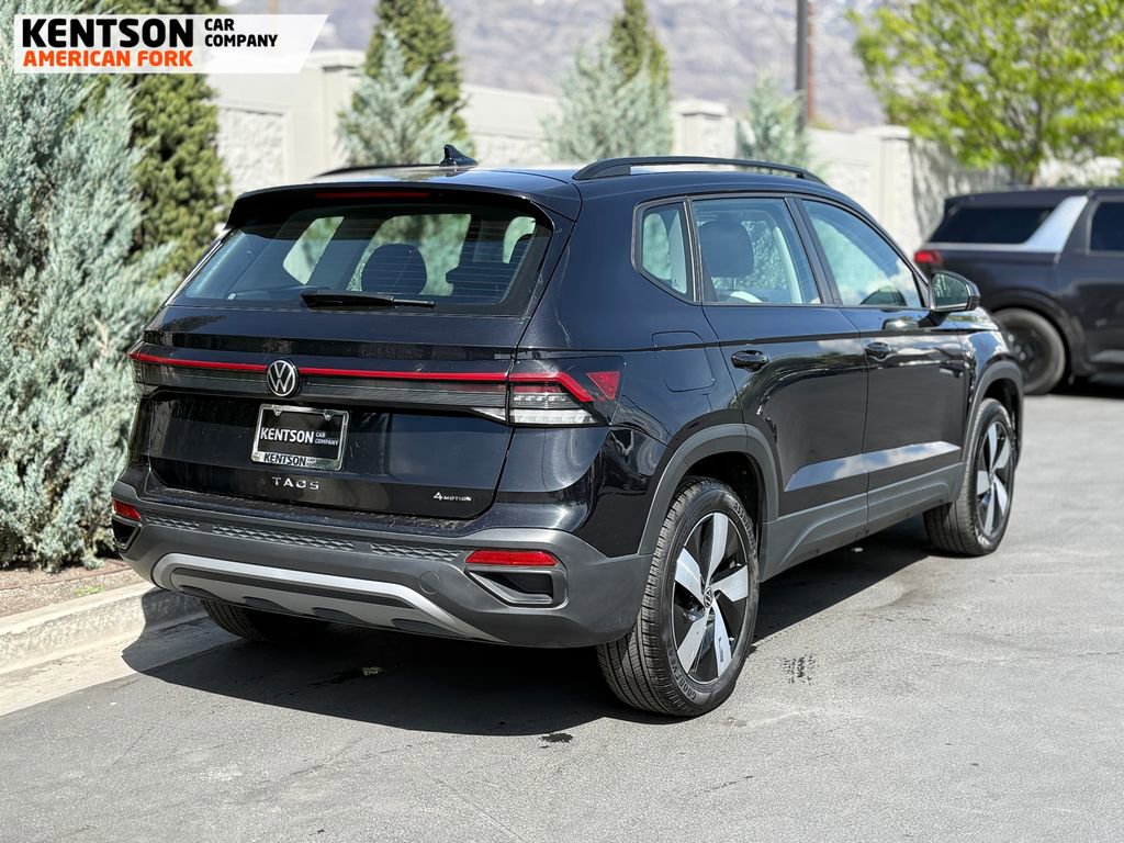 Used 2025 Volkswagen Taos S AWD/4WD image 9