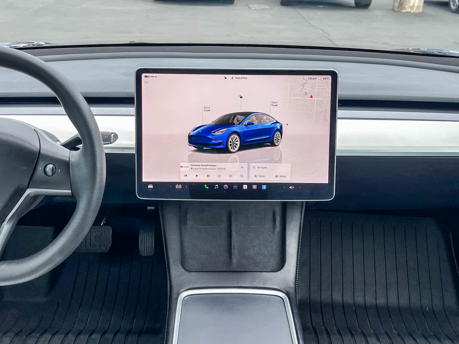 Used 2023 Tesla Model 3 Standard Range image 12