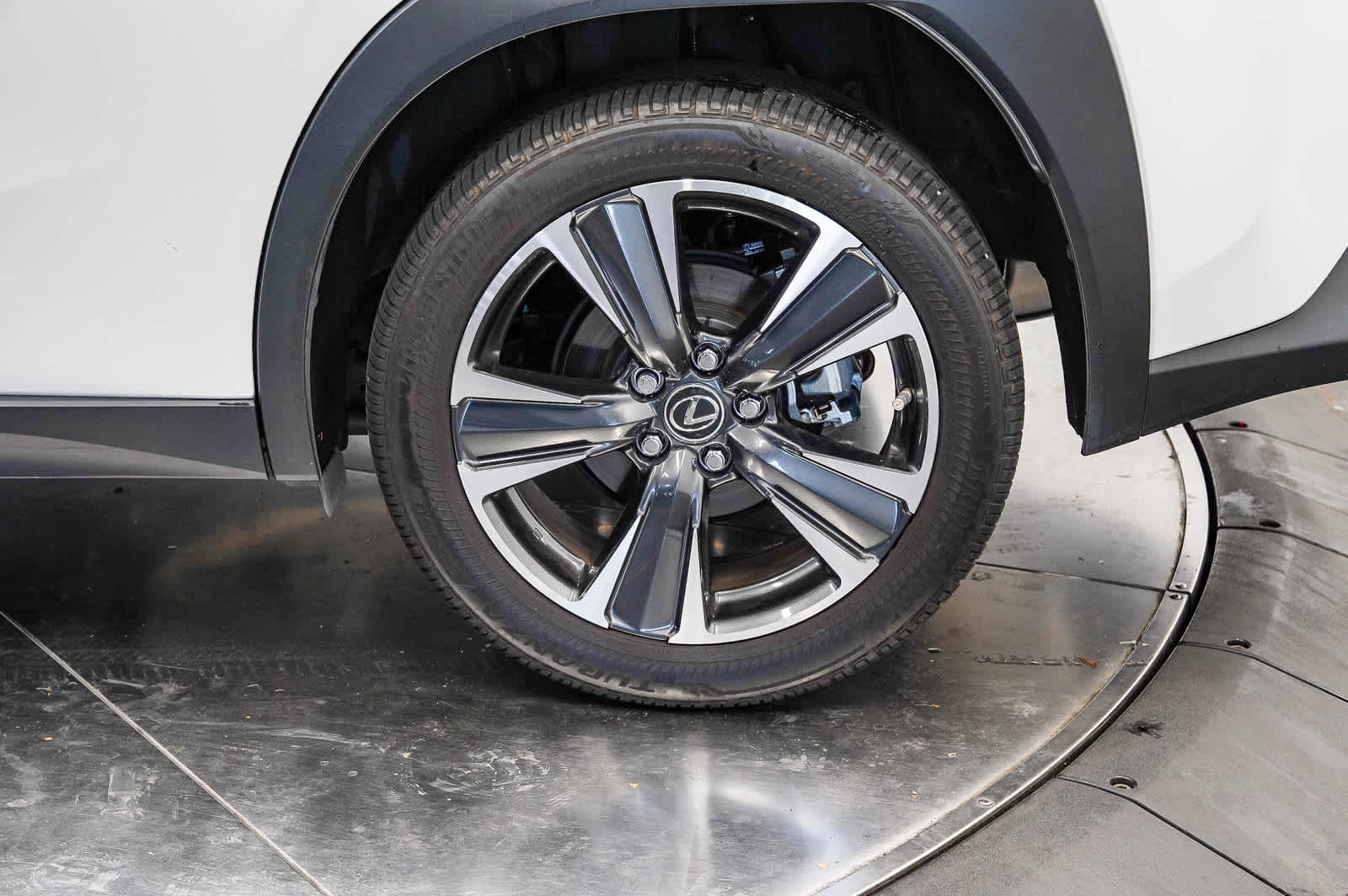 Used 2024 Lexus UX 250h FWD image 10