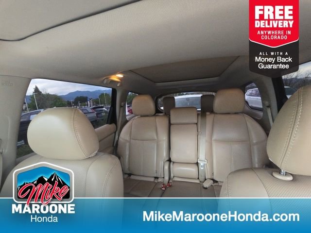 Used 2020 Nissan Pathfinder Platinum FWD image 12