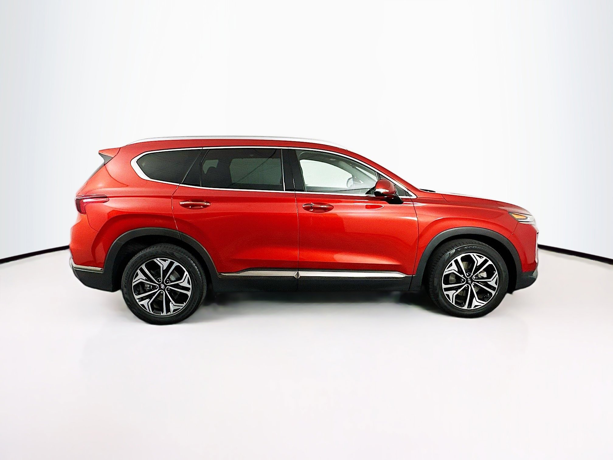Used 2019 Hyundai Santa Fe Limited image 10