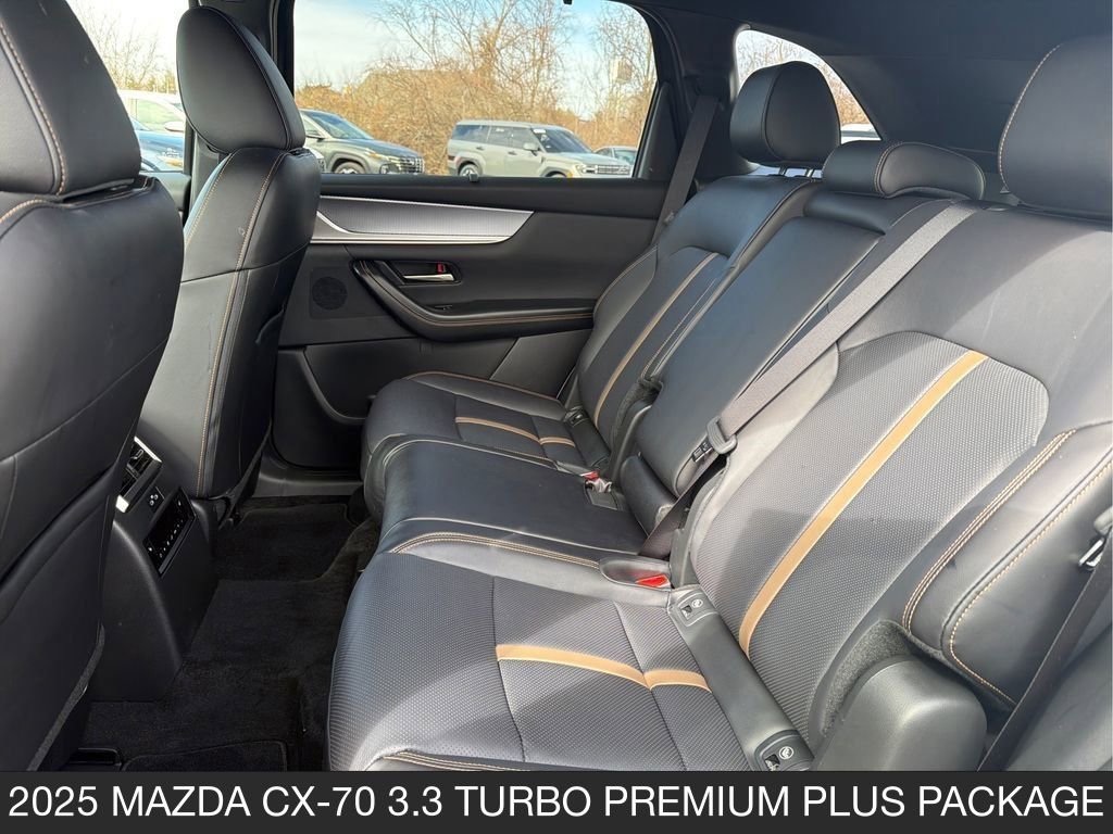 Certified 2025 MAZDA CX-70 3.3 Turbo w/ Premium Plus Pkg image 12