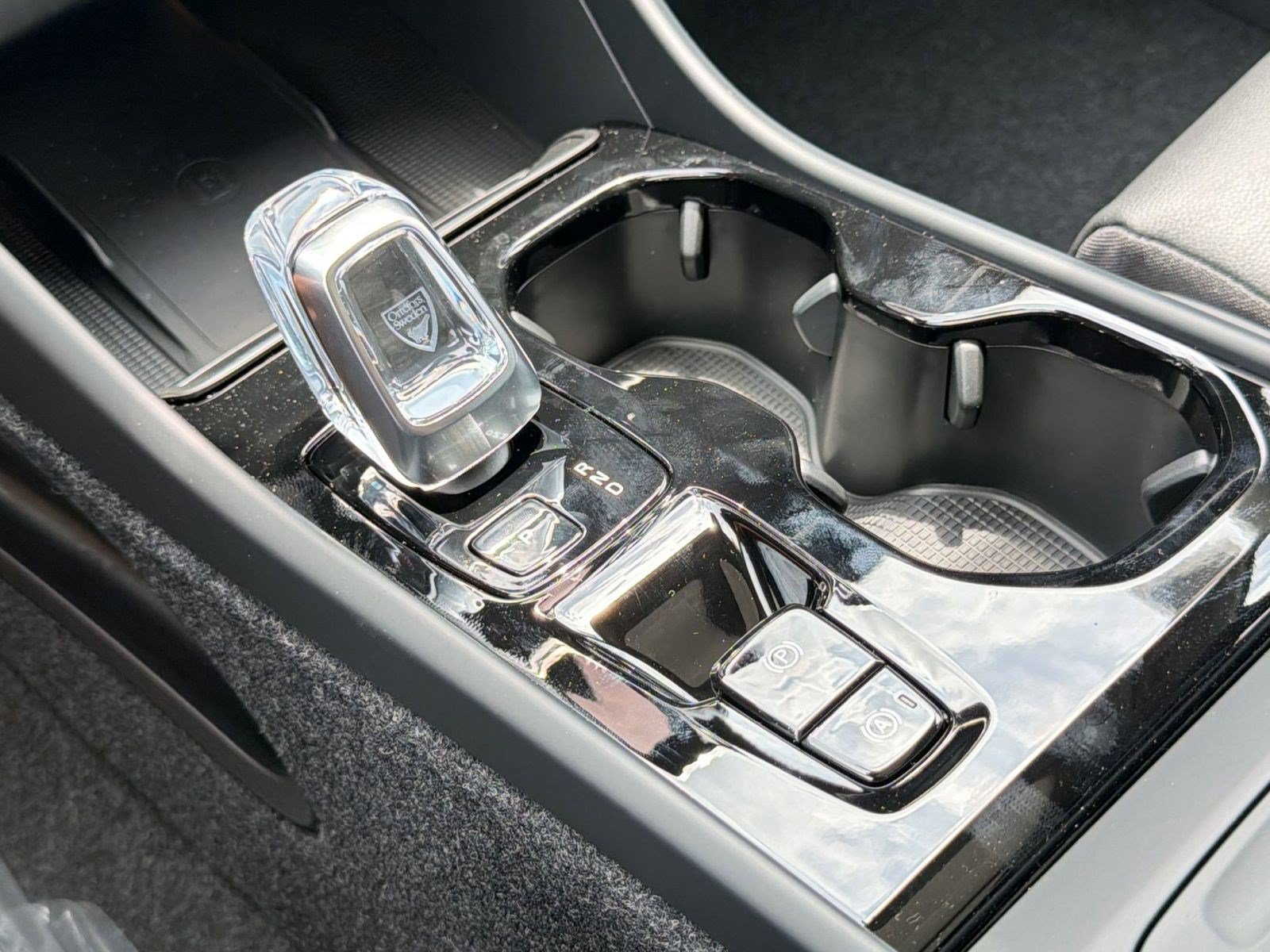 New 2026 Volvo XC40 B5 Ultra AWD/4WD image 25