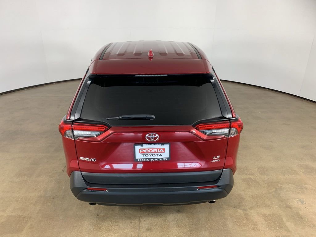 Used 2024 Toyota RAV4 LE AWD/4WD image 11