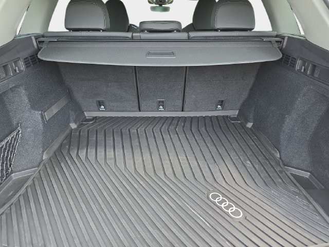 Used 2025 Audi Q5 Premium Plus w/ Premium Plus AWD/4WD image 14