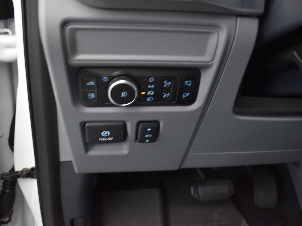 New 2025 Ford F150 Lariat w/ Equipment Group 501A Mid image 18