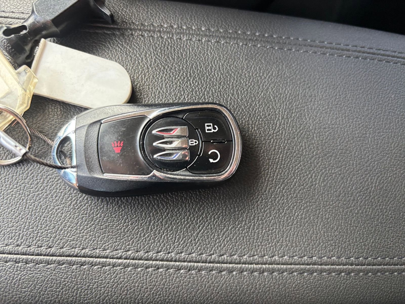 Used 2025 Buick Encore GX Preferred image 21