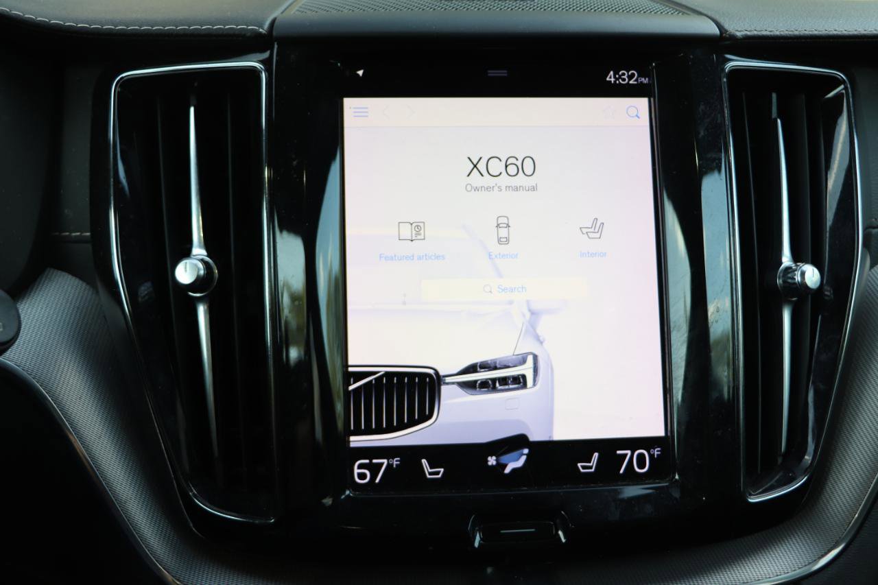 Used 2021 Volvo XC60 T5 R-Design w/ Advanced Package image 29