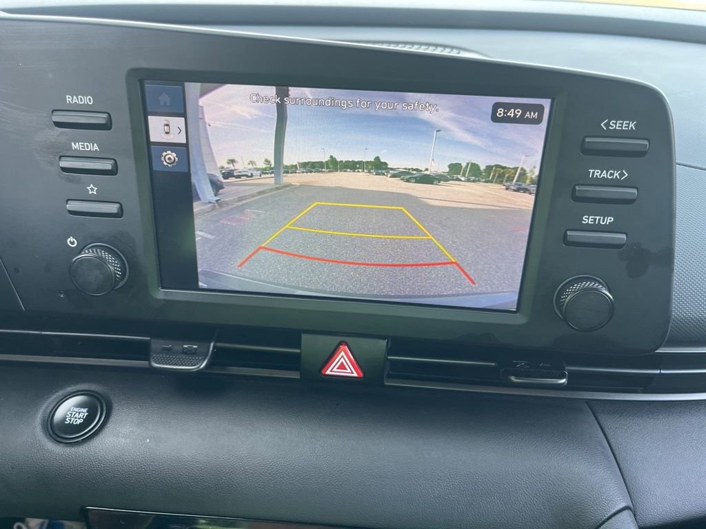 Used 2025 Hyundai Elantra Sport FWD image 14