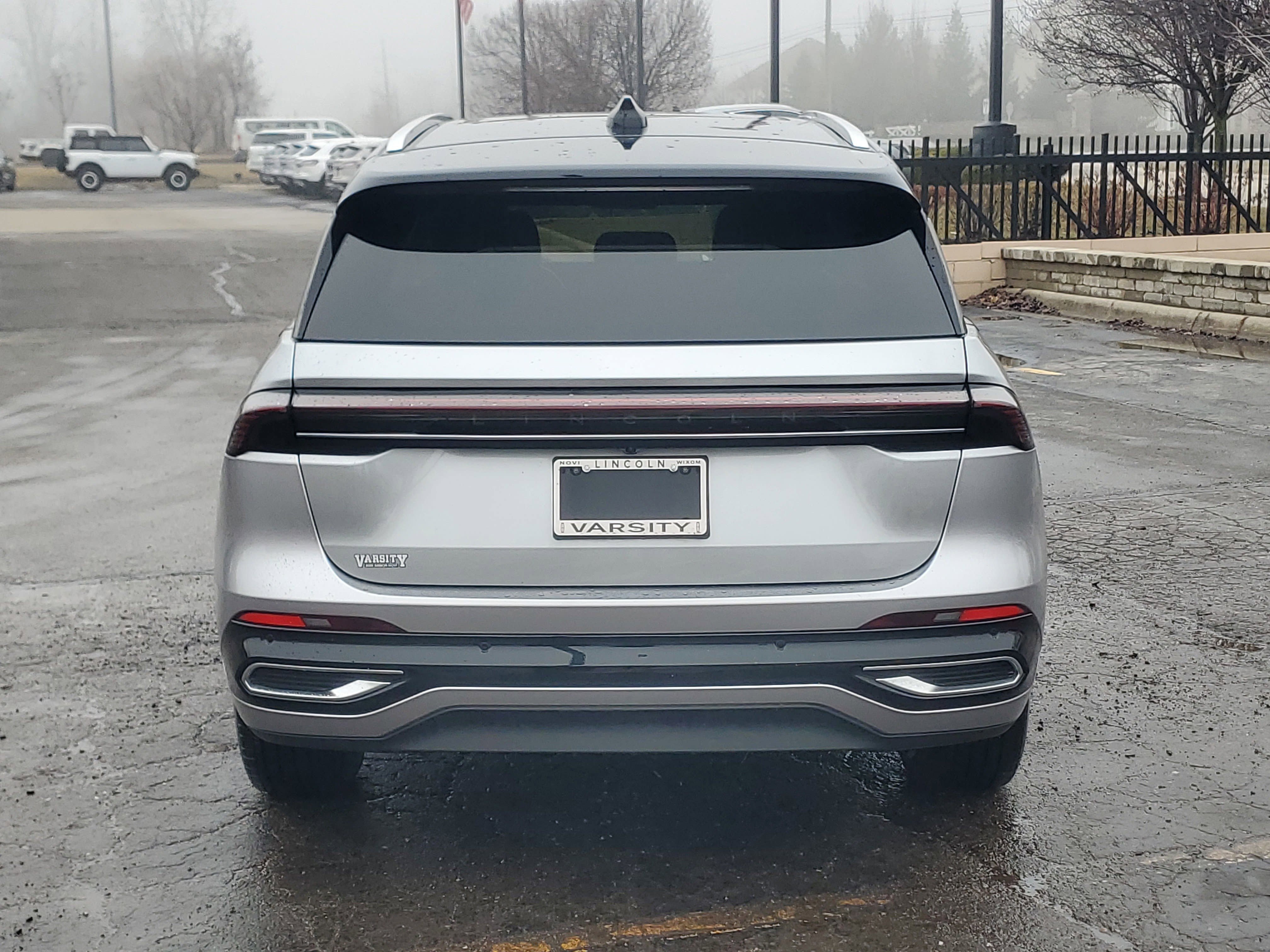 Used 2024 Lincoln Nautilus Reserve w/ Equipment Group 202A image 5