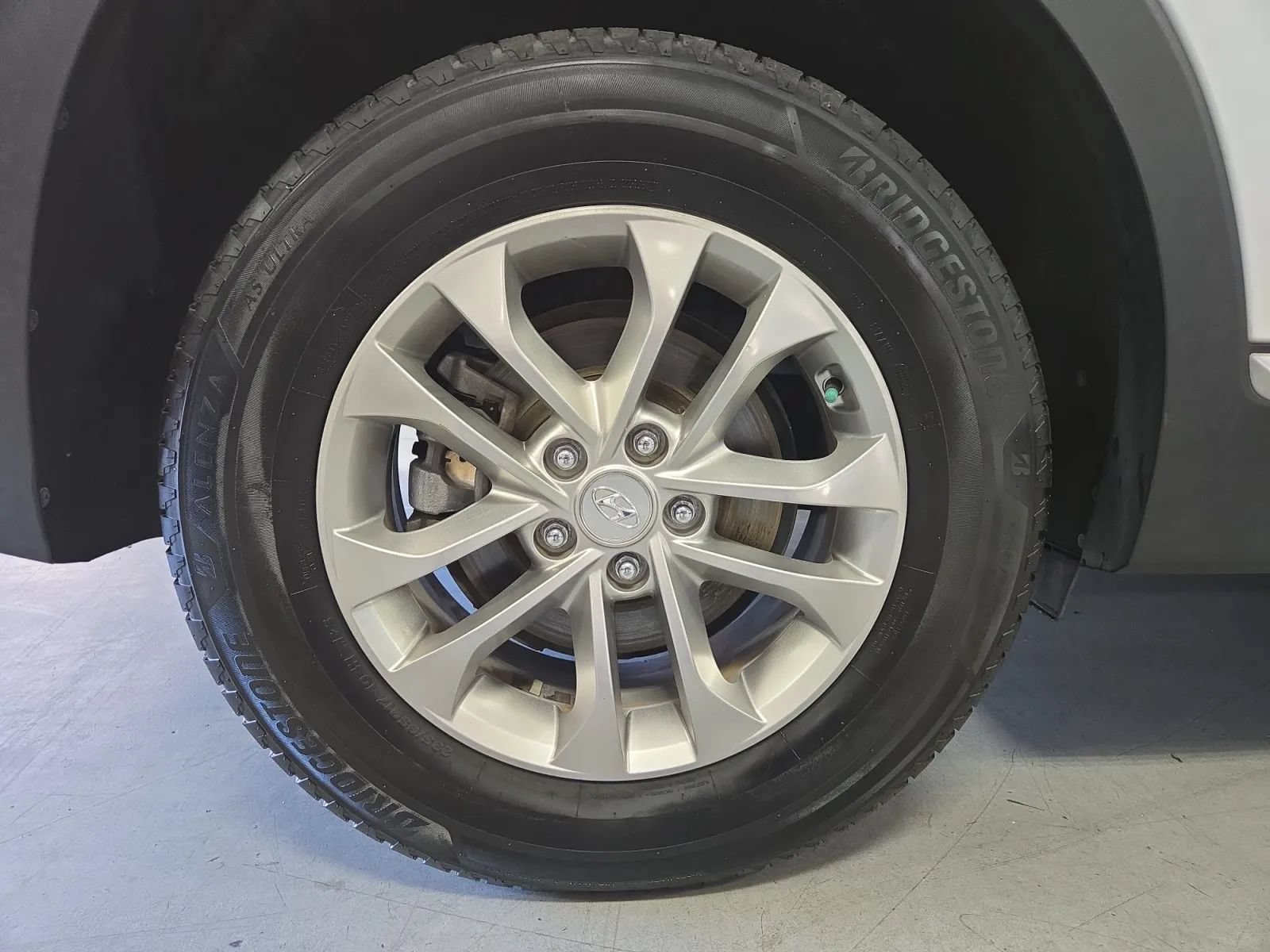 Used 2019 Hyundai Santa Fe SEL FWD image 28