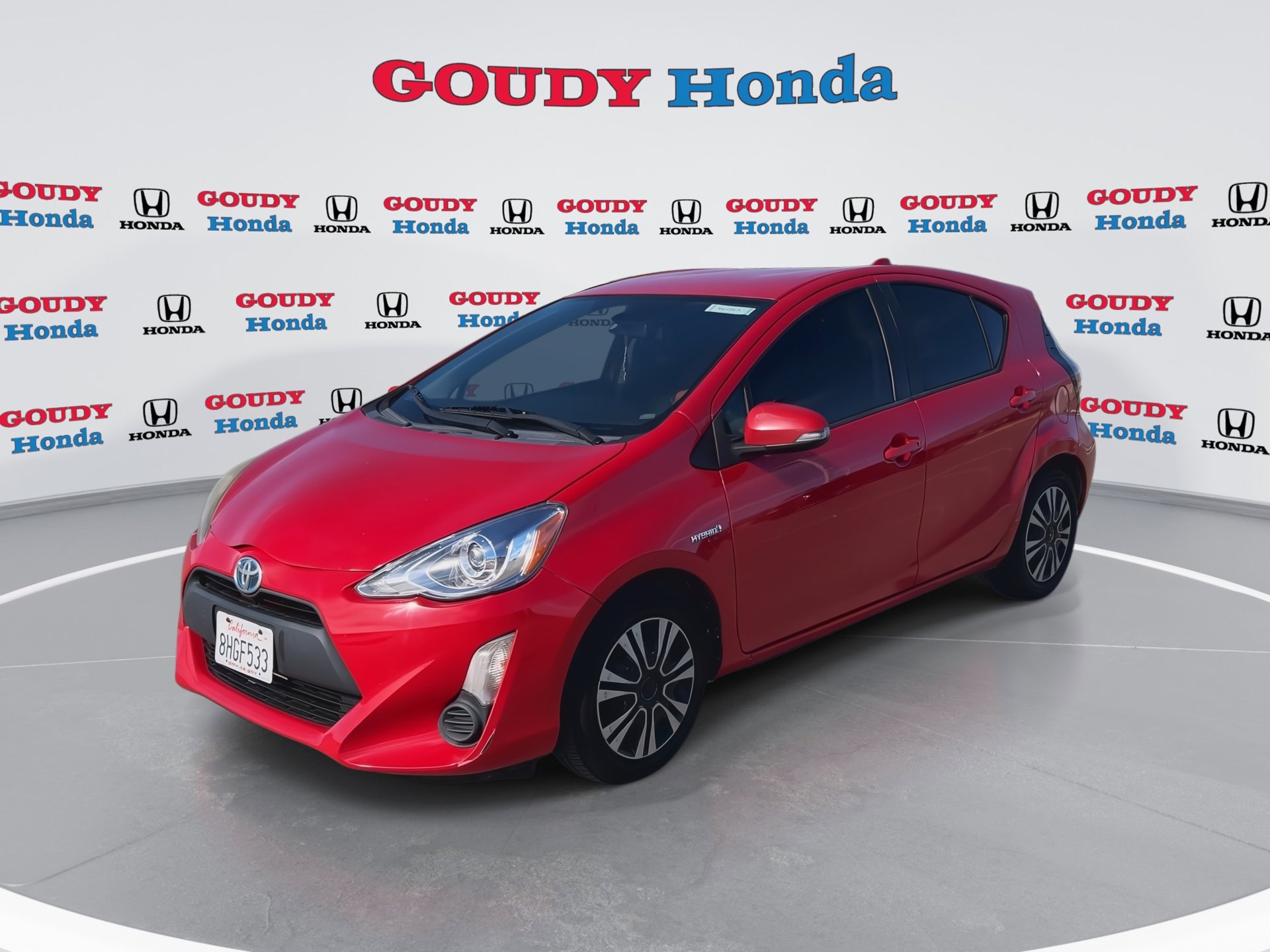 Used 2015 Toyota Prius C Three image 4