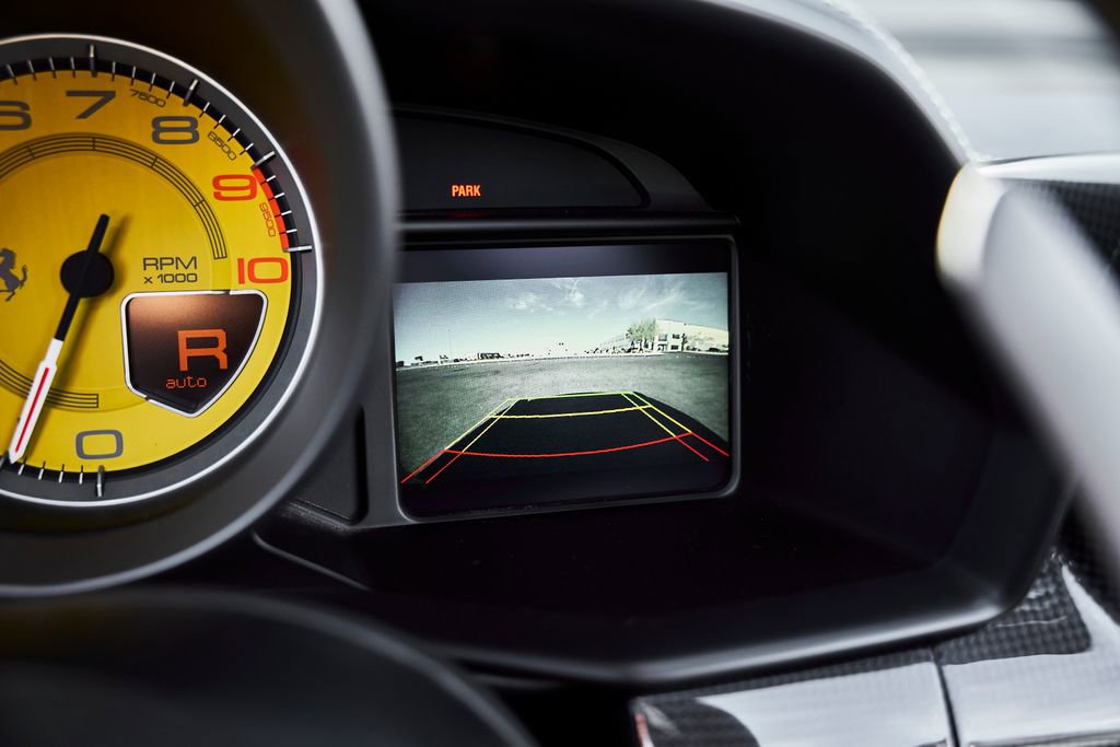 Used 2015 Ferrari 458 Spider RWD image 72