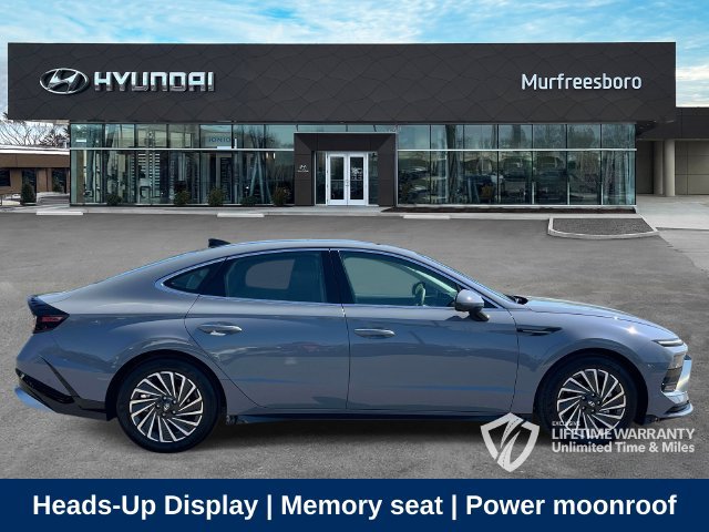 Used 2026 Hyundai Sonata Limited FWD image 4