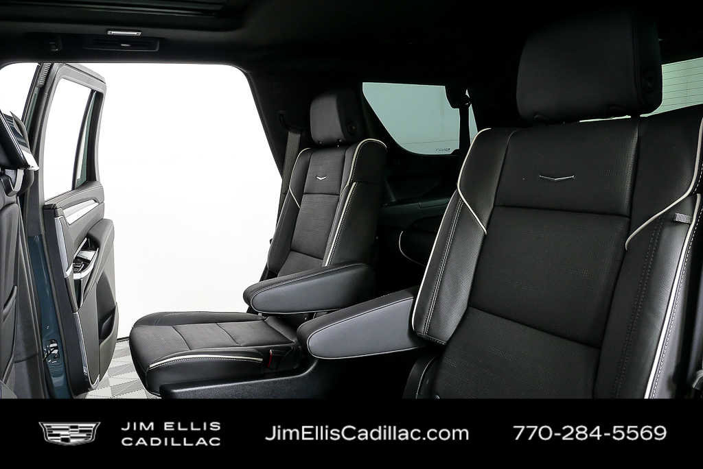 New 2026 Cadillac Escalade Luxury w/ Touring Package AWD/4WD image 23