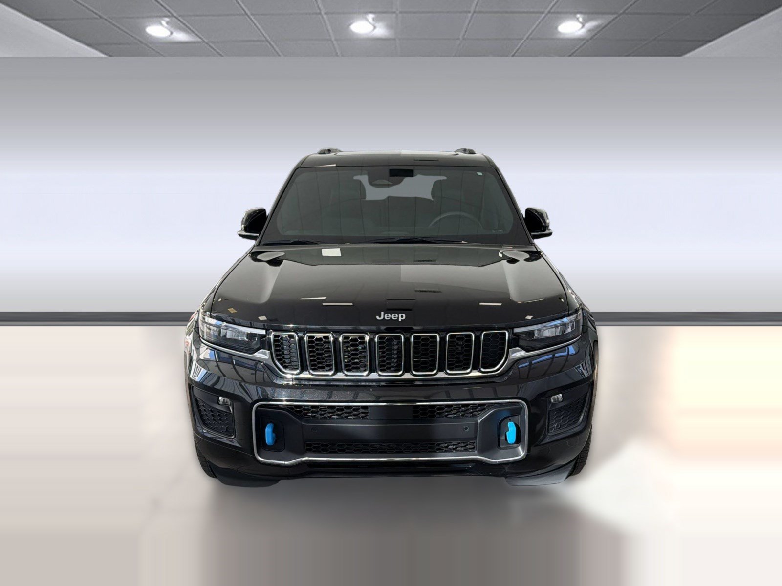 Used 2023 Jeep Grand Cherokee Overland w/ Luxury Tech Group IV AWD/4WD image 6