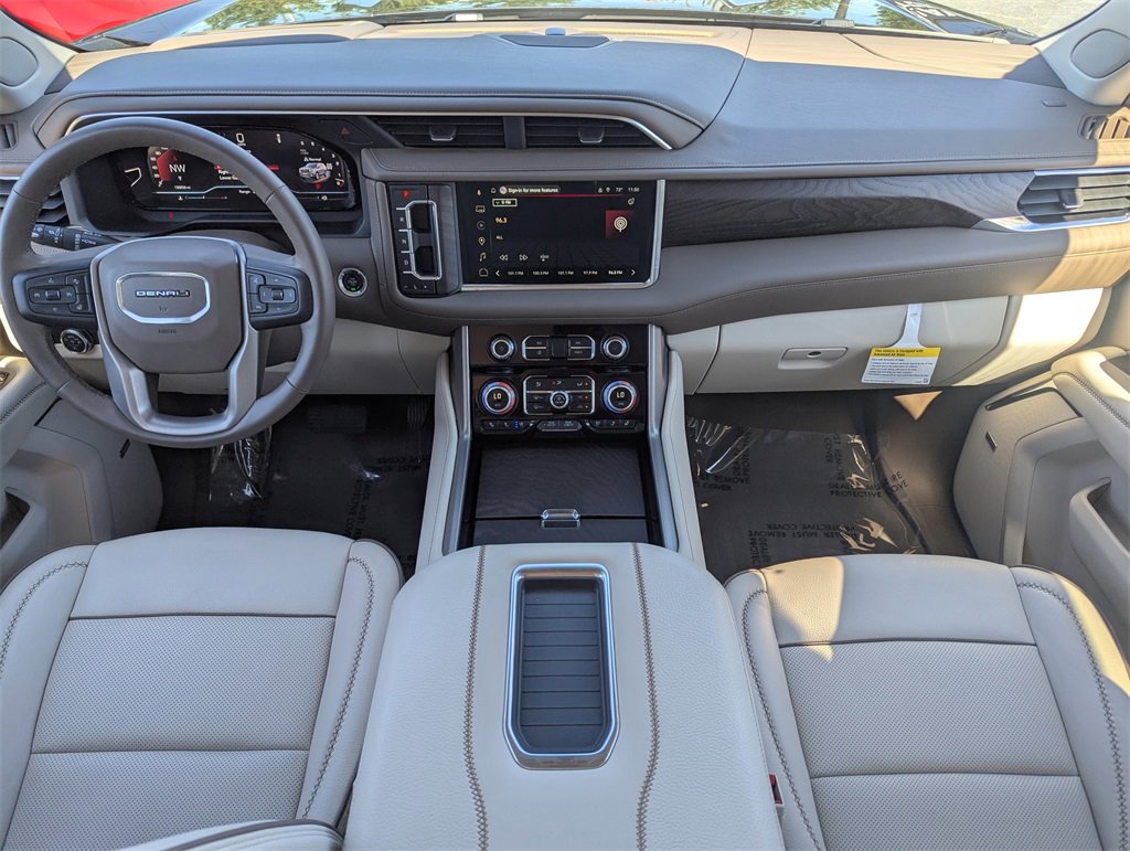 Used 2023 GMC Yukon Denali image 6