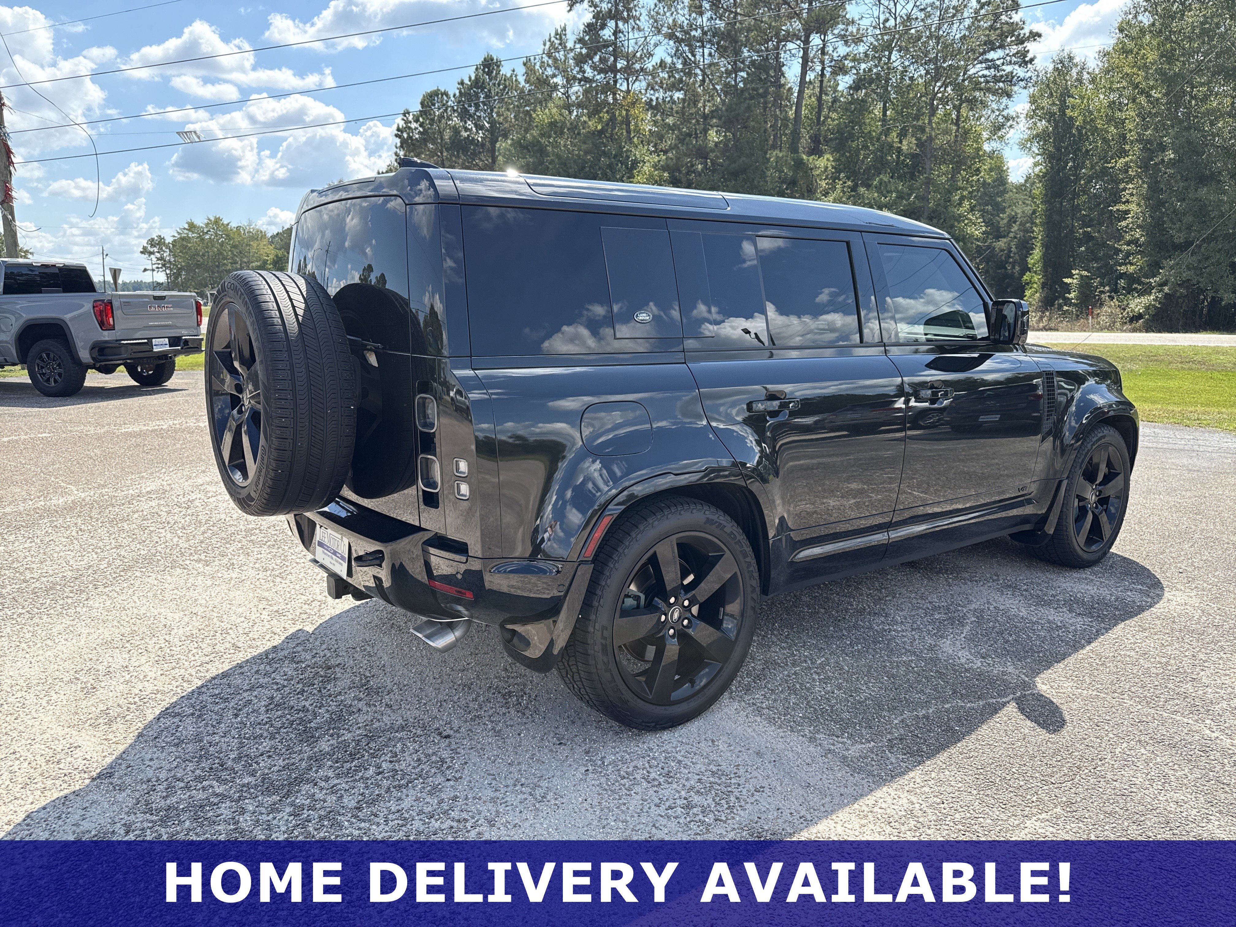 Used 2024 Land Rover Defender 110 V8 image 21