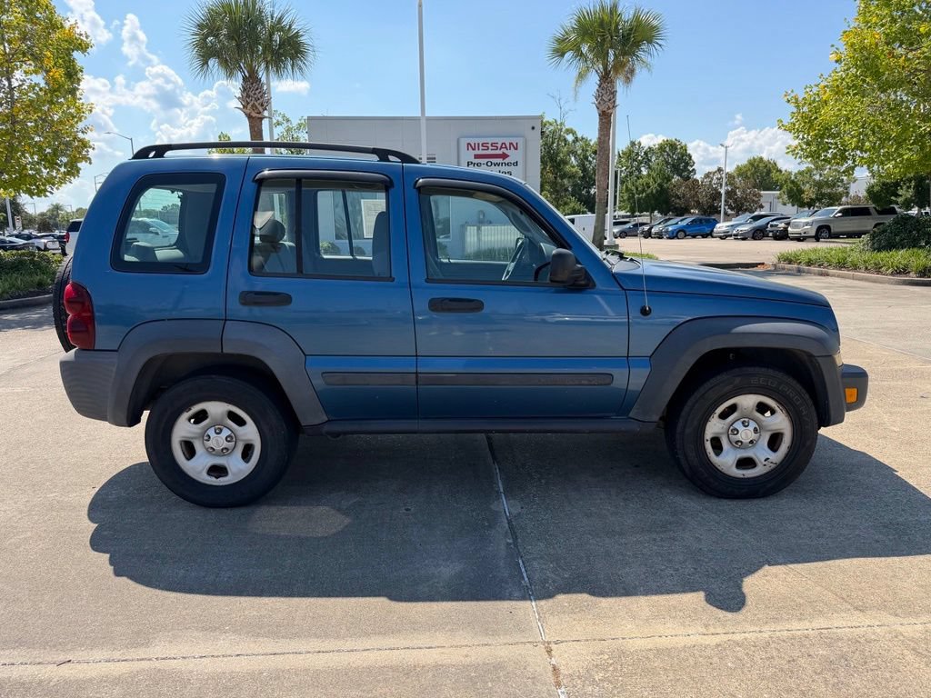 Used 2006 Jeep Liberty Sport AWD/4WD image 3
