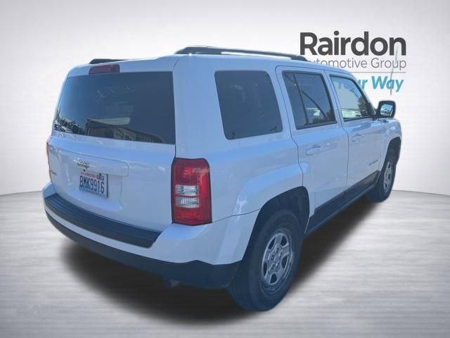 Used 2016 Jeep Patriot Sport w/ Power Value Group AWD/4WD image 5