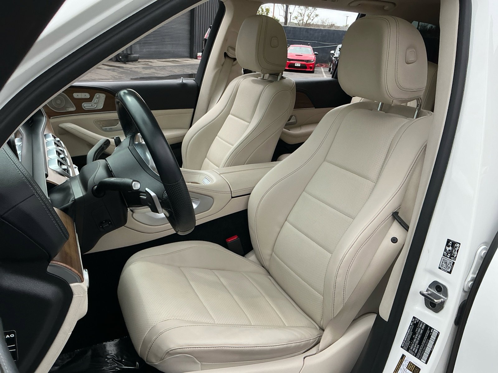 Used 2022 Mercedes-Benz GLS 450 4MATIC w/ AMG Line Exterior image 18