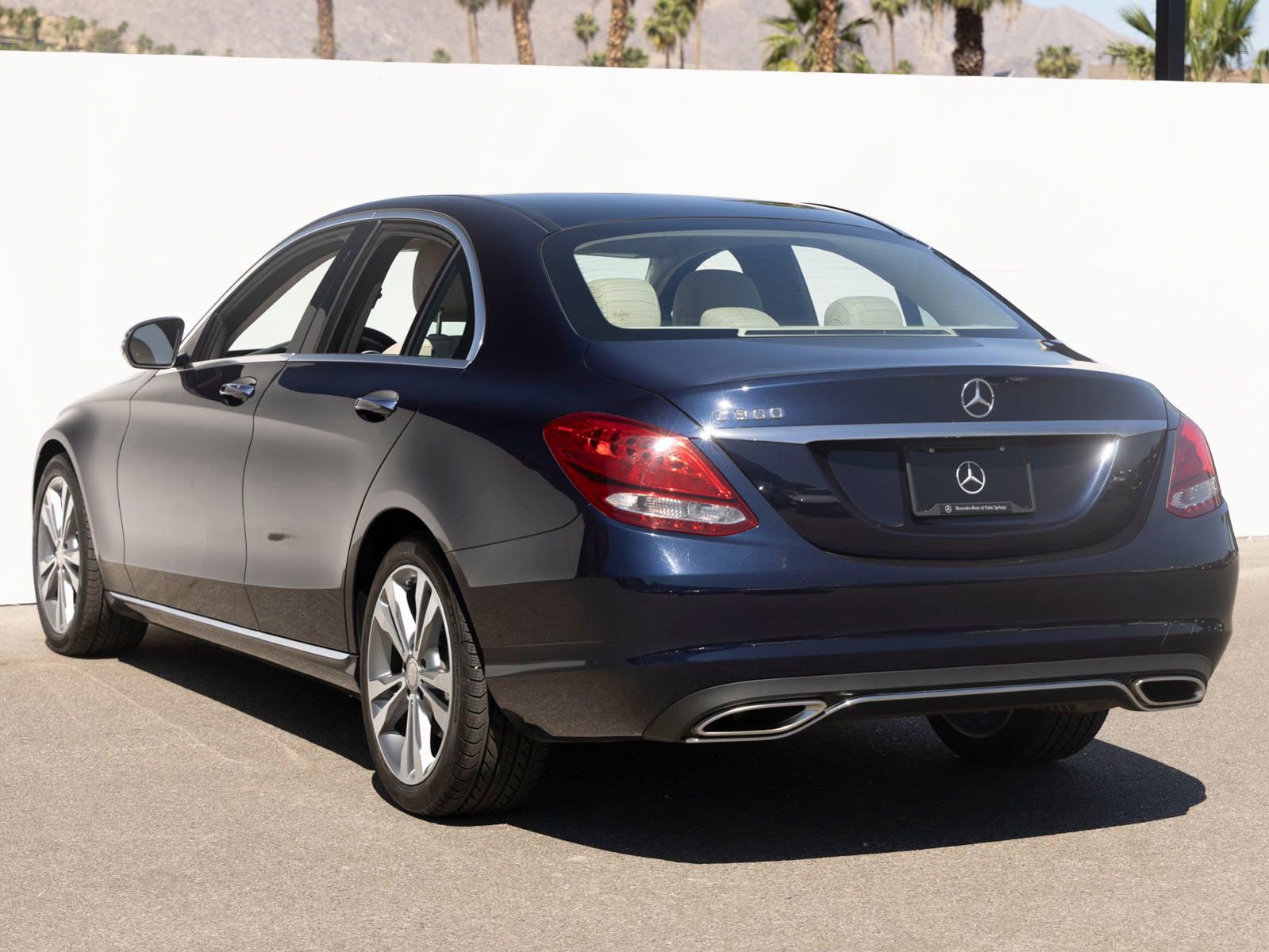 Used 2016 Mercedes-Benz C 300 Sedan image 7