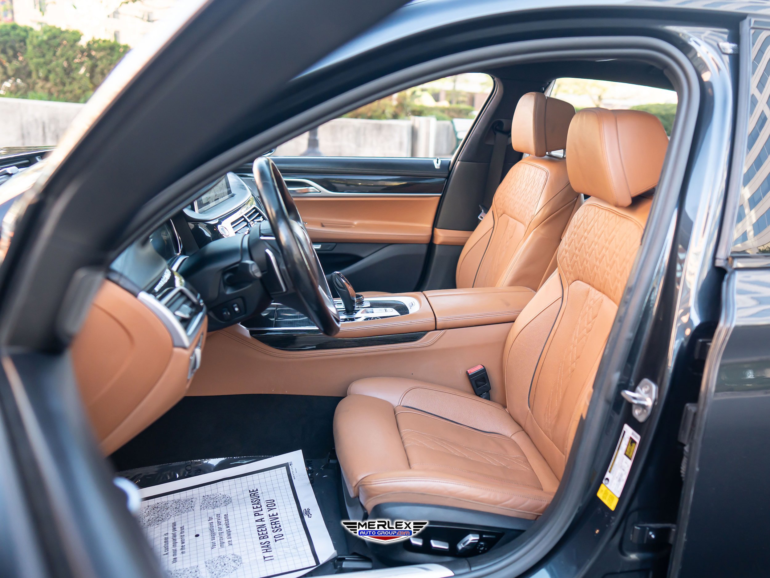 Used 2018 BMW 750i RWD image 16