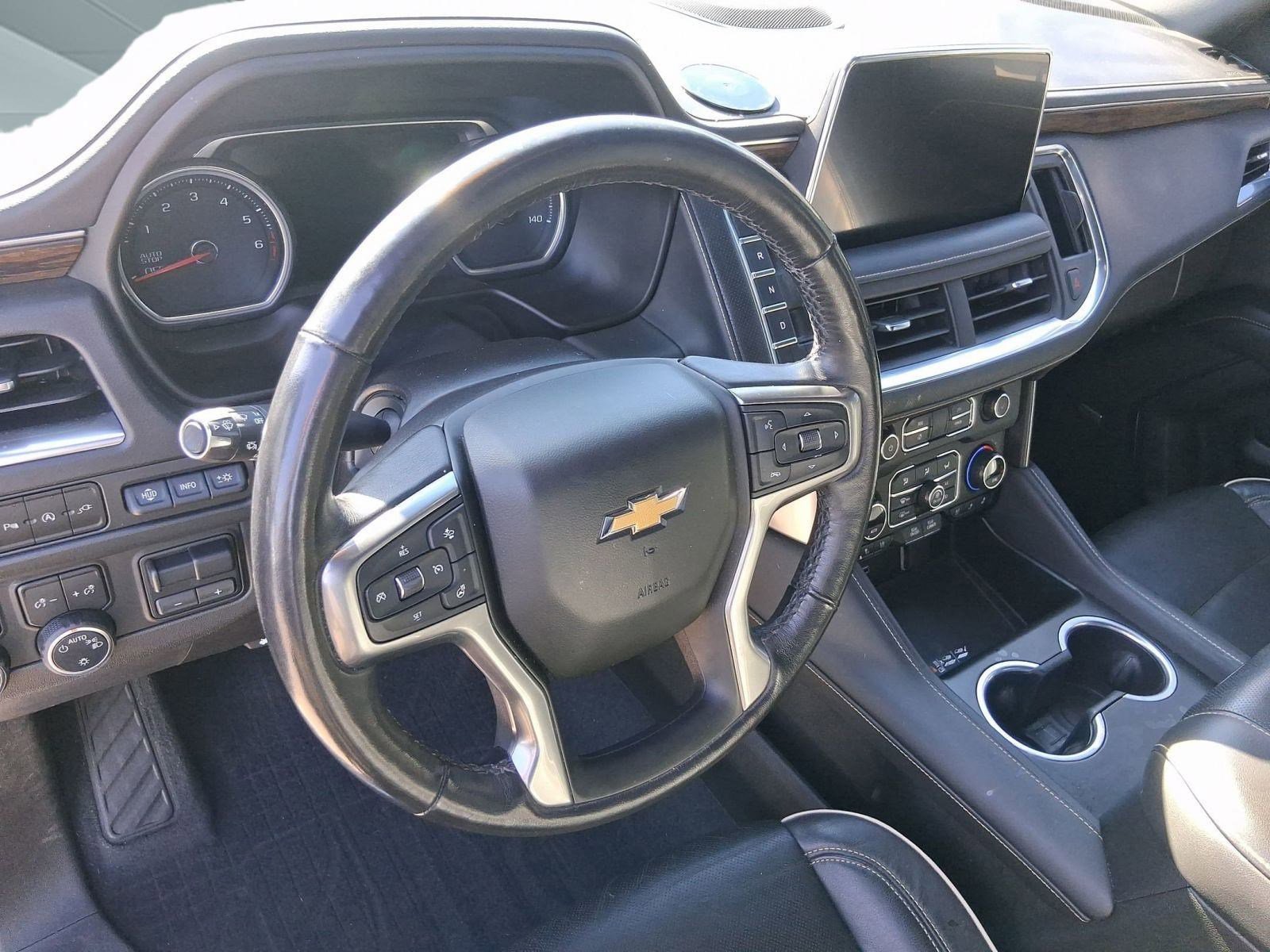 Used 2021 Chevrolet Tahoe Premier w/ Premium Package image 4