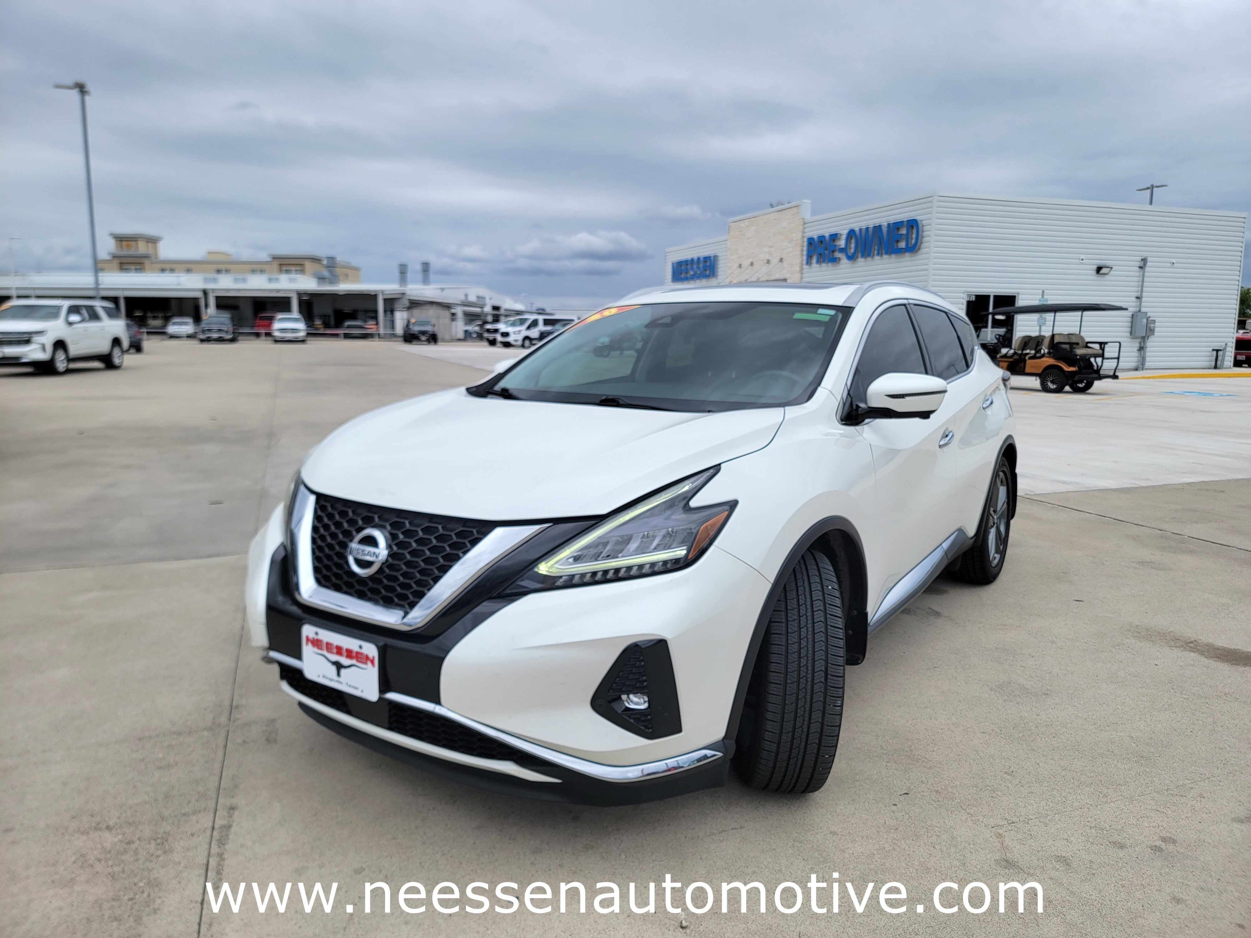 Used 2020 Nissan Murano Platinum w/ Cargo Package image 3