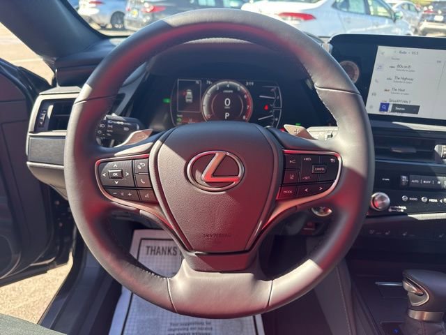 Used 2025 Lexus ES 300h F Sport FWD image 17