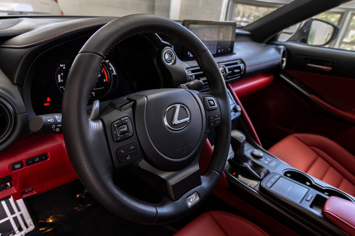 Used 2025 Lexus IS 350 F Sport w/ Navigation Package RWD image 21