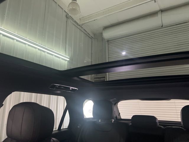 Used 2024 Land Rover Range Rover Sport Dynamic SE image 37