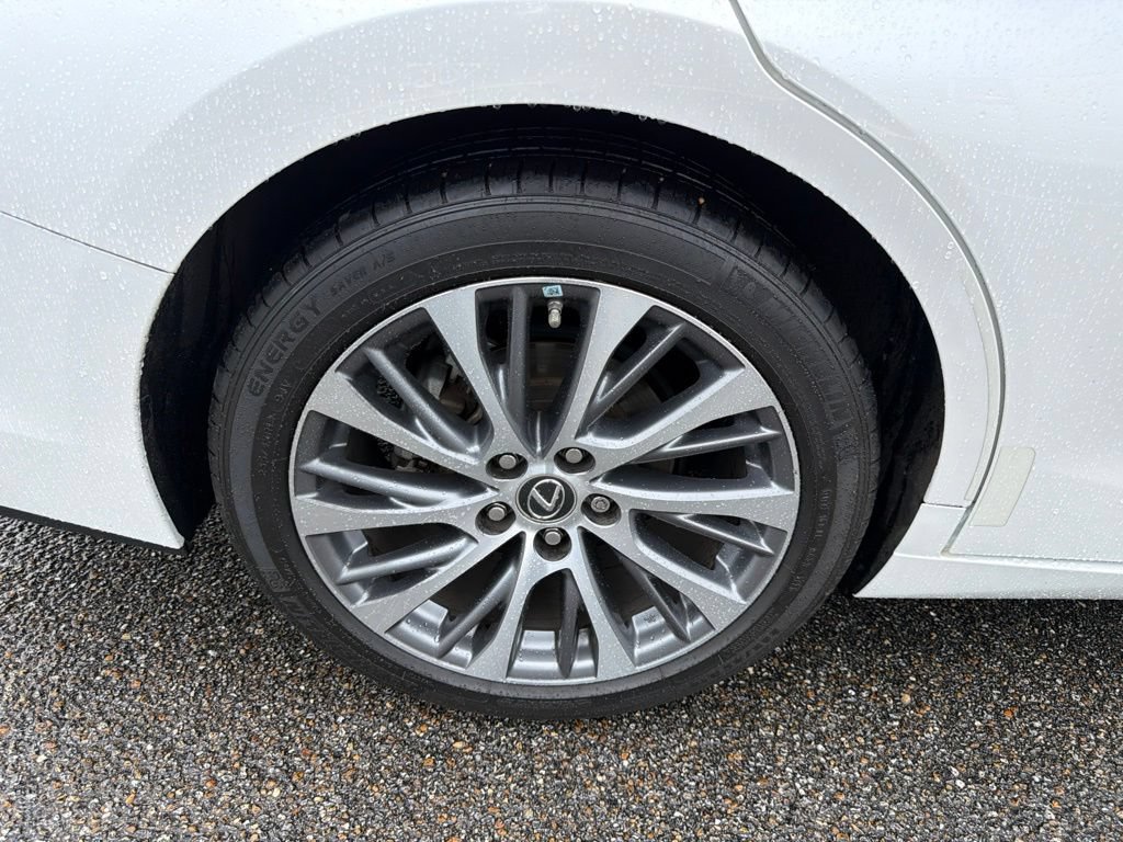Used 2020 Lexus ES 350 w/ Accessory Package 2 FWD image 14