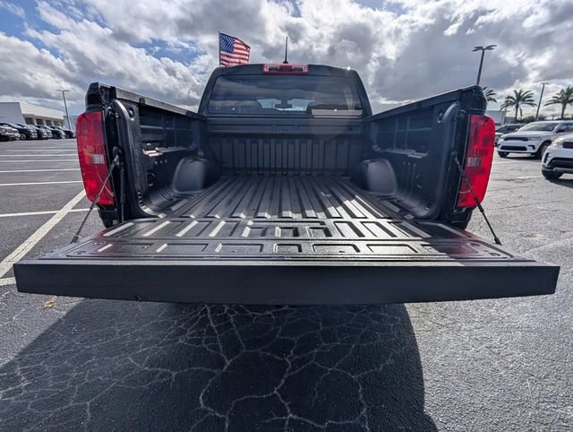 Used 2022 Chevrolet Colorado W/T w/ Custom Special Edition image 9