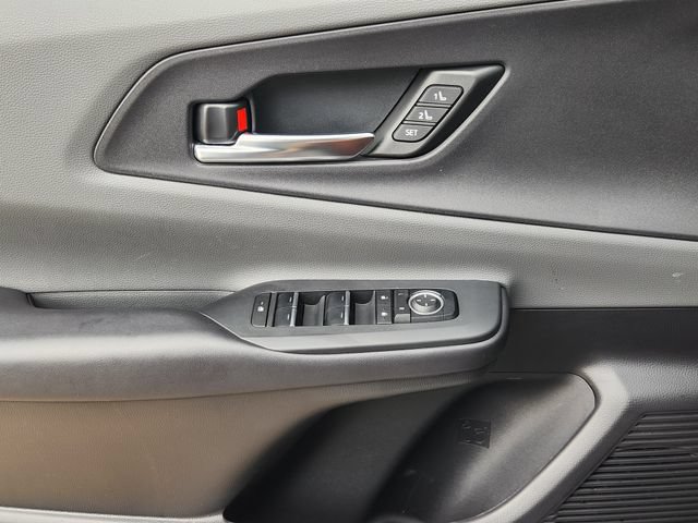 Used 2025 Toyota Prius Limited w/ Limited Premium Package FWD image 17
