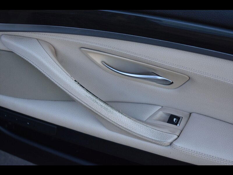 Used 2012 BMW 528i Sedan RWD image 36