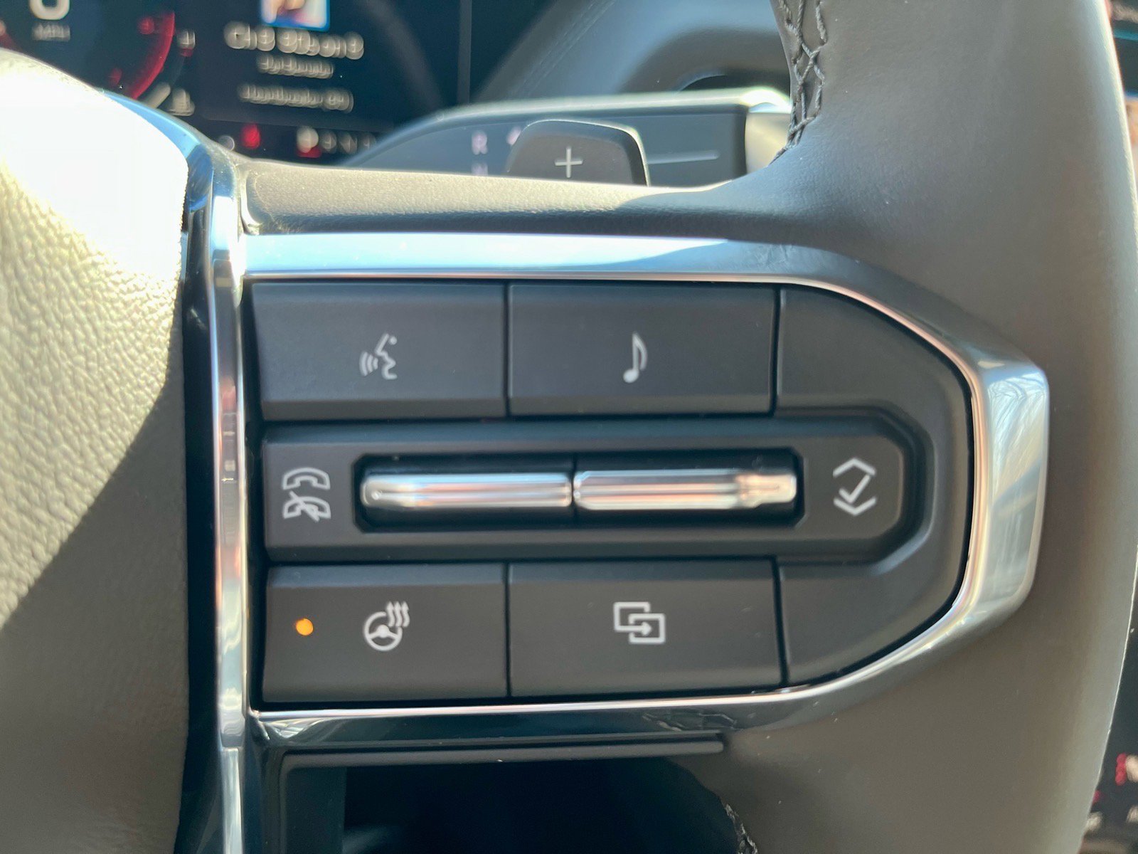 New 2026 GMC Yukon Elevation image 12